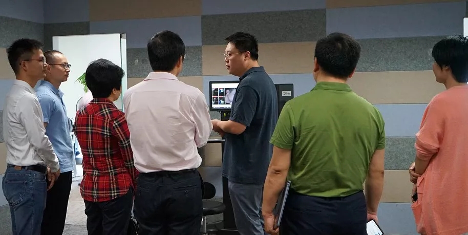 香港二四六资料免费大全