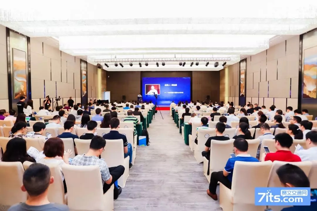 香港二四六资料免费大全