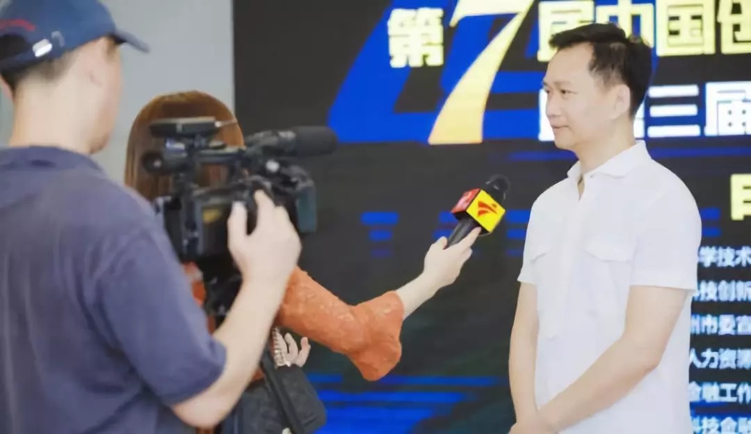 香港二四六资料免费大全