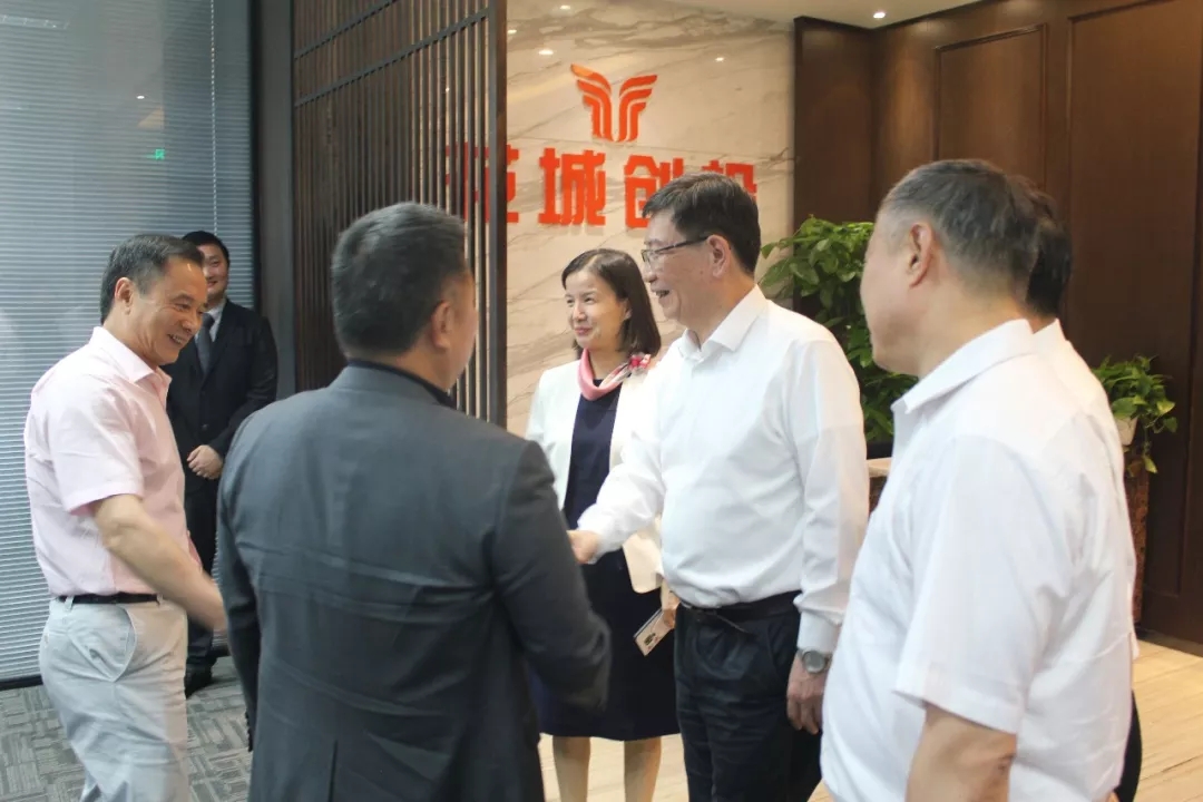 香港二四六资料免费大全
