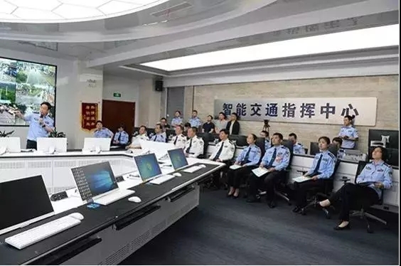 香港二四六资料免费大全