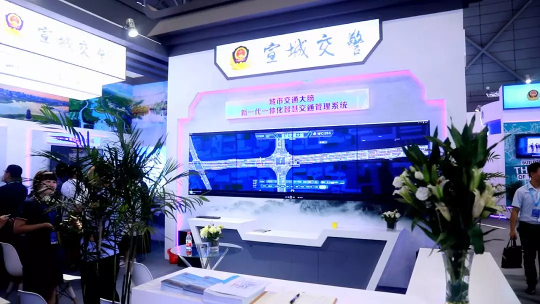 香港二四六资料免费大全