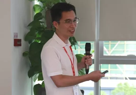 香港二四六资料免费大全