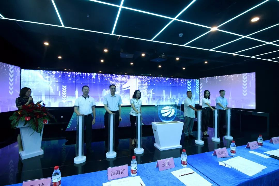 香港二四六资料免费大全
