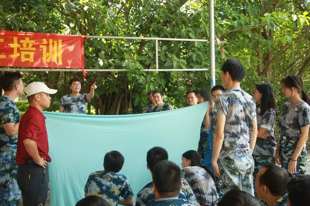 香港二四六资料免费大全